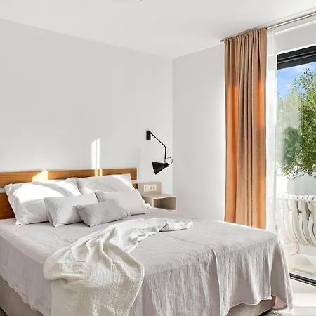 Boutique Vlaka Vrsi