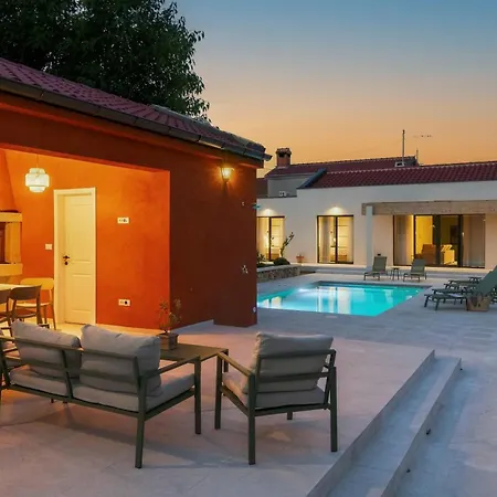 Boutique Vlaka Villa *